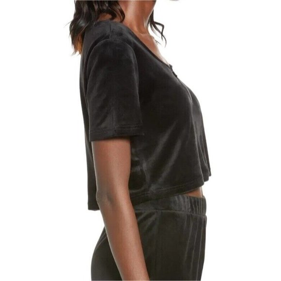 VERO MODA Womens Athena Zip Detail Velvet Crop Top Size XS Black NWT 2 - 0093 - Picture 9 of 10